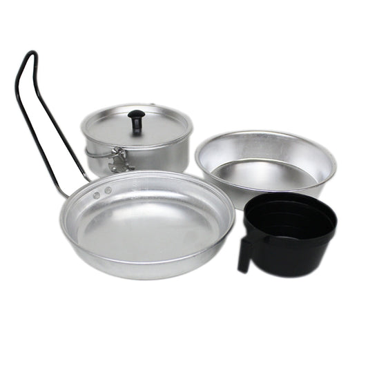 This 5-piece mess set features a fry pan with a secure, insulated handle, a plate, a plastic cup, a handle-and-lid-equipped pot – all of which stow perfectly in a compact shape, ideal for when you're out and about or for storage at home. www.moralepatches.com.au