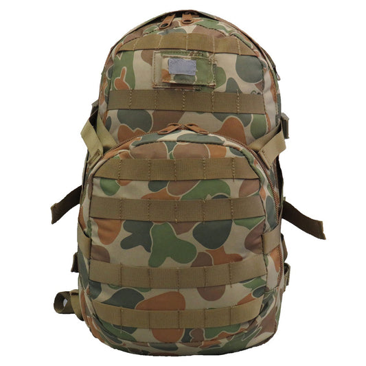 Stay hydrated and battle ready with the 20L Dual Hydro Field Pack Auscam. Its tear drop style and heavy duty 900D 2 coats PU fabric make it an ideal military companion. Its MOLLE compatible webbing and external attachment points also allow you to customize your pack with additional equipment.  www.moralepatches.com.au