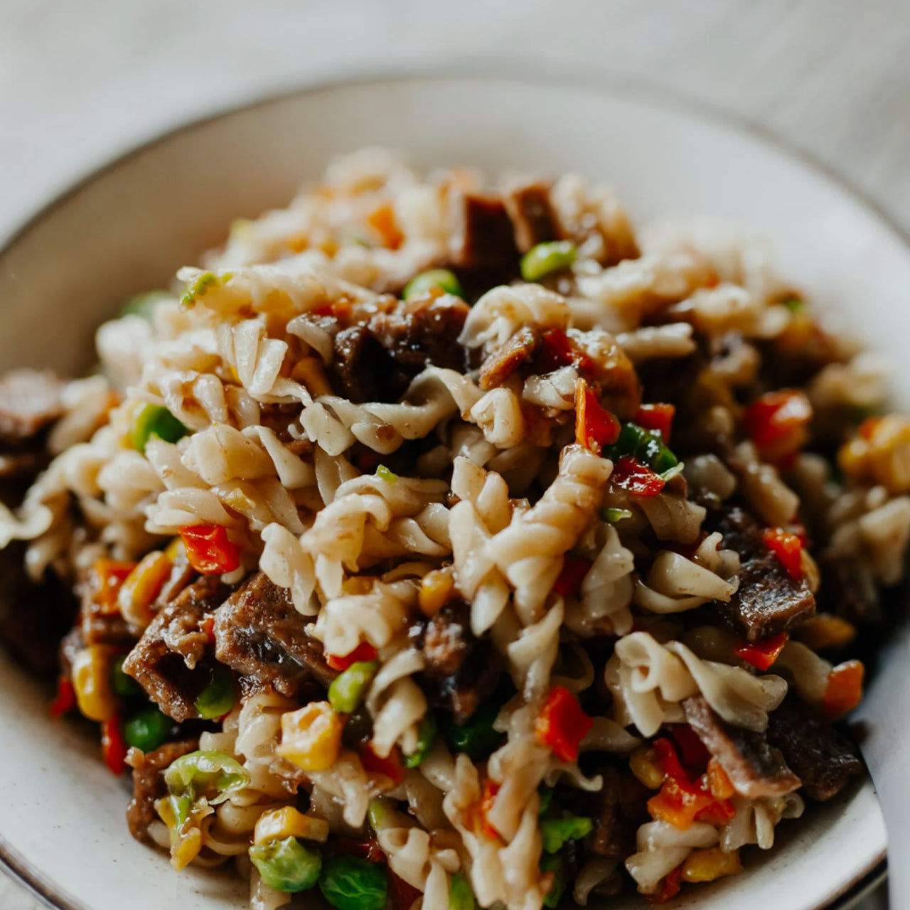 Traditionally flavoured casserole with freeze dried beef accompanied by a generous serving of pasta. www.moralepatches.com.au