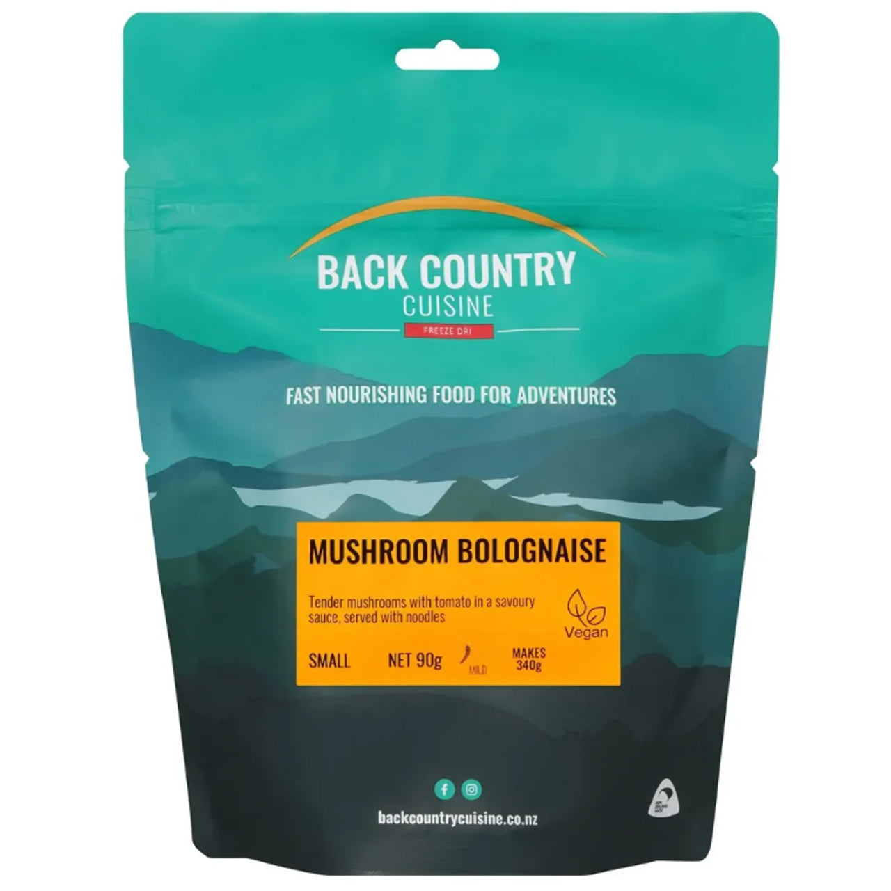 Indulge in the rich, savory flavours of Tender mushrooms and tomatoes, perfectly paired with noodles in our Back Country Freeze Dried Meal Mushroom Bolognaise. Perfect for your outdoor adventures, this 90g meal is both satisfying and delicious. www.moralepatches.com.au