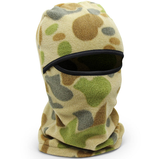 Auscam Fleece Material Great for cold weather, hunting, freezer work, skiing One Size Fits most Colour: Auscam Camouflage This balaclava provides superior warmth and comfort, with a lightweight fleece that stretches to fit your head. It's designed for maximum visibility and durability, and is an ideal choice for a range of outdoor activities. www.moralepatches.com.au