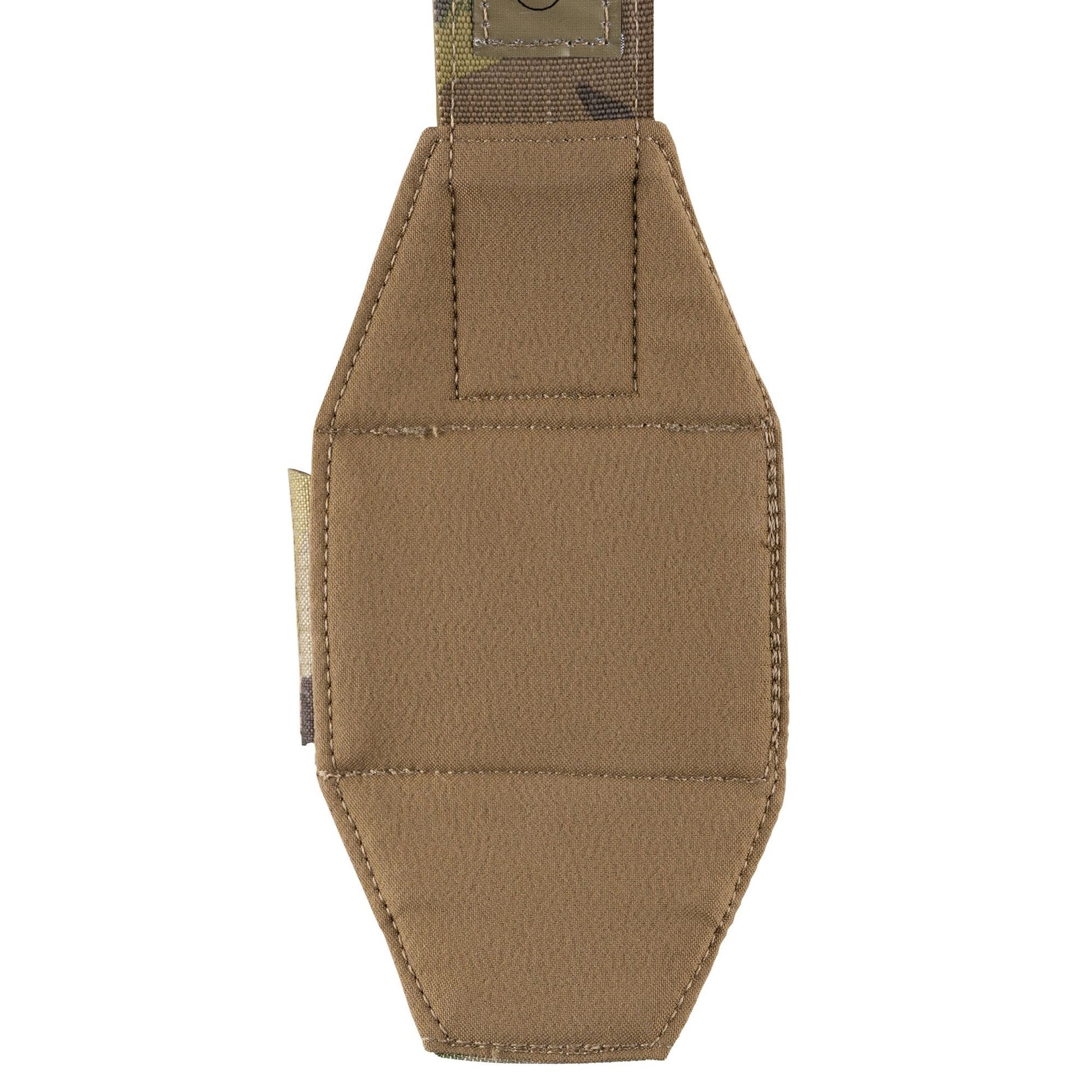 The PLATATAC 801 GPS Wrist Pouch is designed to hold the Garmin 801 GPS on the wearer's wrist. The pouch features a clear PVC window to and cut outs to access all buttons. The pouch also features a full cover for times when concealment is necessary. www.moralepatches.com.au where the army shops