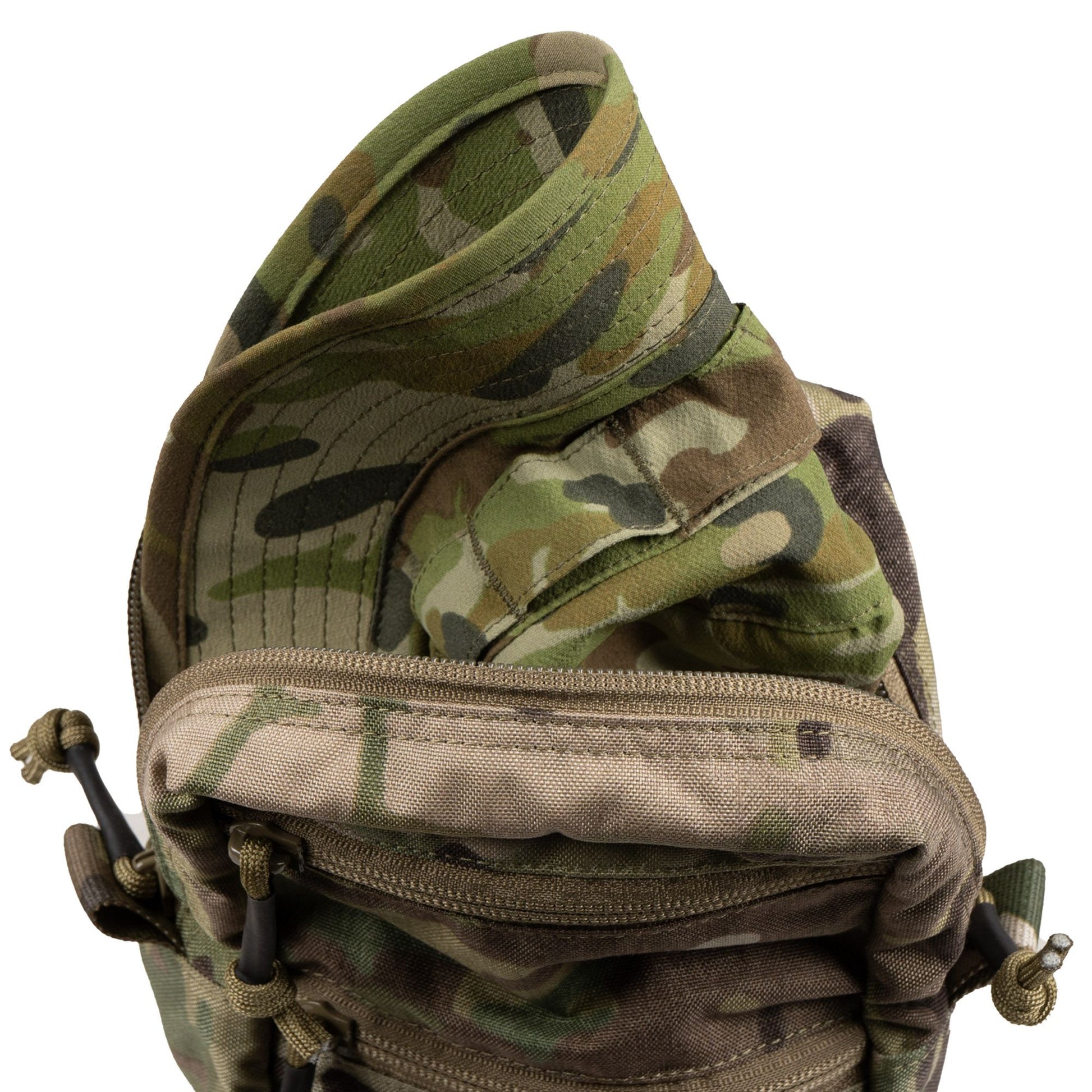 The Platatac LC Accessories Small V5 pouch is a versatile GP/utility pouch designed to hold a variety of items items. It features internal elastic loops and a lightweight open top pocket, as well as two small zippered pockets on the front for various smaller items. www.moralepatches.com.au where the army shops