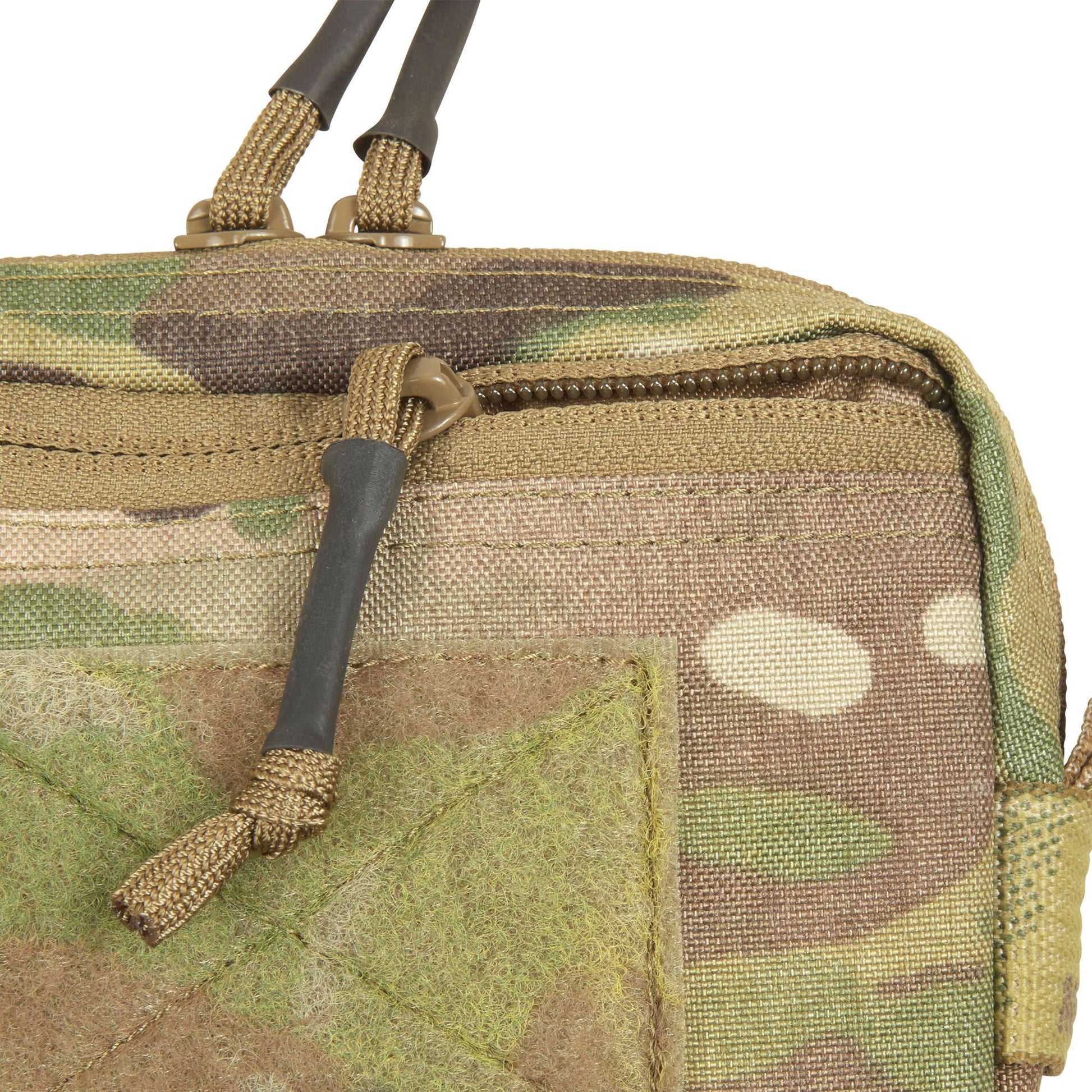 The Platatac 27 admin pouch is a small horizontally mounted zippered general purpose pouch. It features internal organisation and a small flat zippered front pocket. The 27 Admin pouch is perfect as a small quick access pouch mounted to assault packs, plate carriers, chest rigs, belts, etc. www.moralepatches.com.au where the army shops