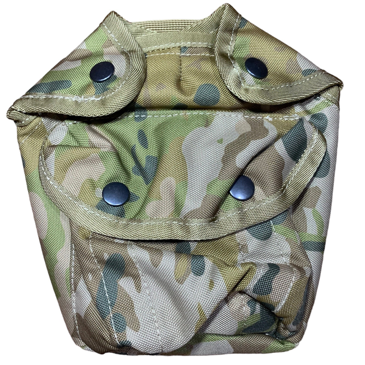 Can fit a kidney cup with a water bottle in the main pouch  Can fit a hexamine stove in the front pocket  Made from heavy duty 900D 2 coats PU fabric  MOLLE fittings  Heavy duty webbing  Drainage holes on base www.moralepatches.com.au