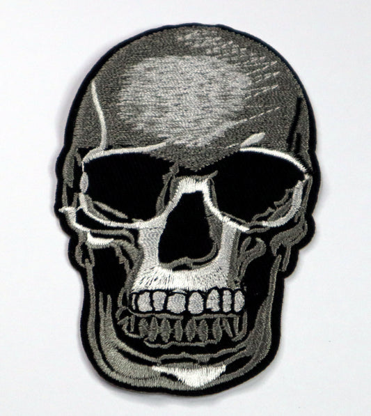 Skull Iron On Patch. Great for attaching to your jackets, shirts, pants, jeans, hats.  Size: 6x8.8cm