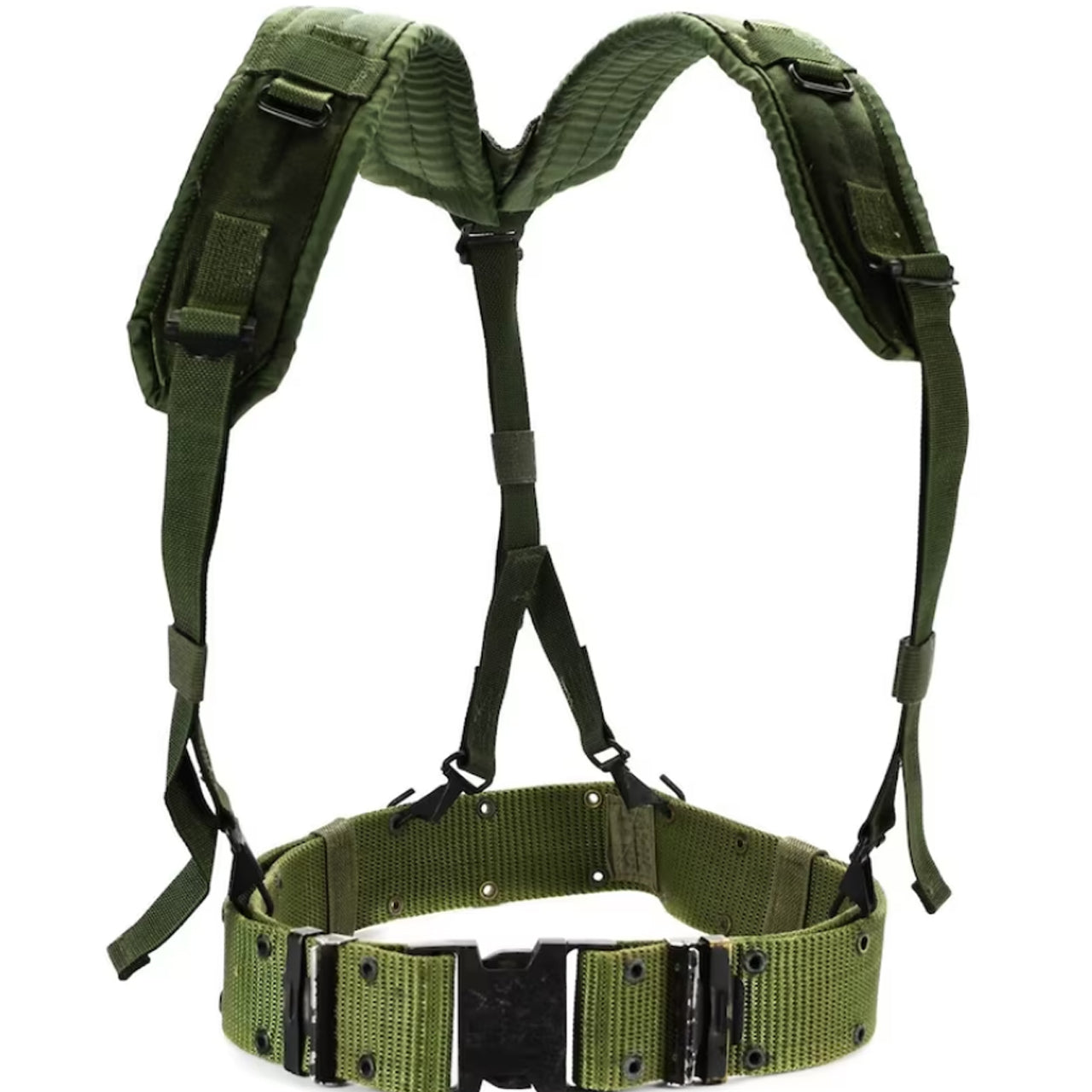 Used by the US Army these suspenders are a great option for creating your own lightweight loadout.  These suspenders attach onto pistol belts(sold Seperately) which help hold extra weight for adding water bottles and extra pouches to the belt.  Belt not include - illustration purposes only by www.moralepatches.com.au